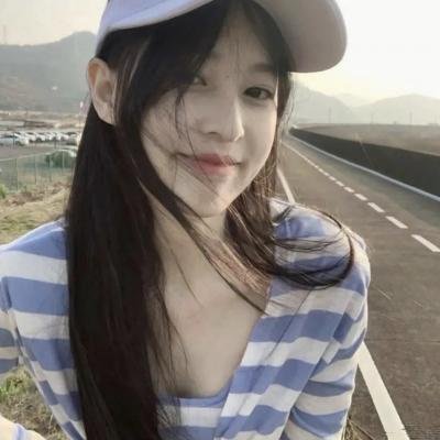 裸男孩